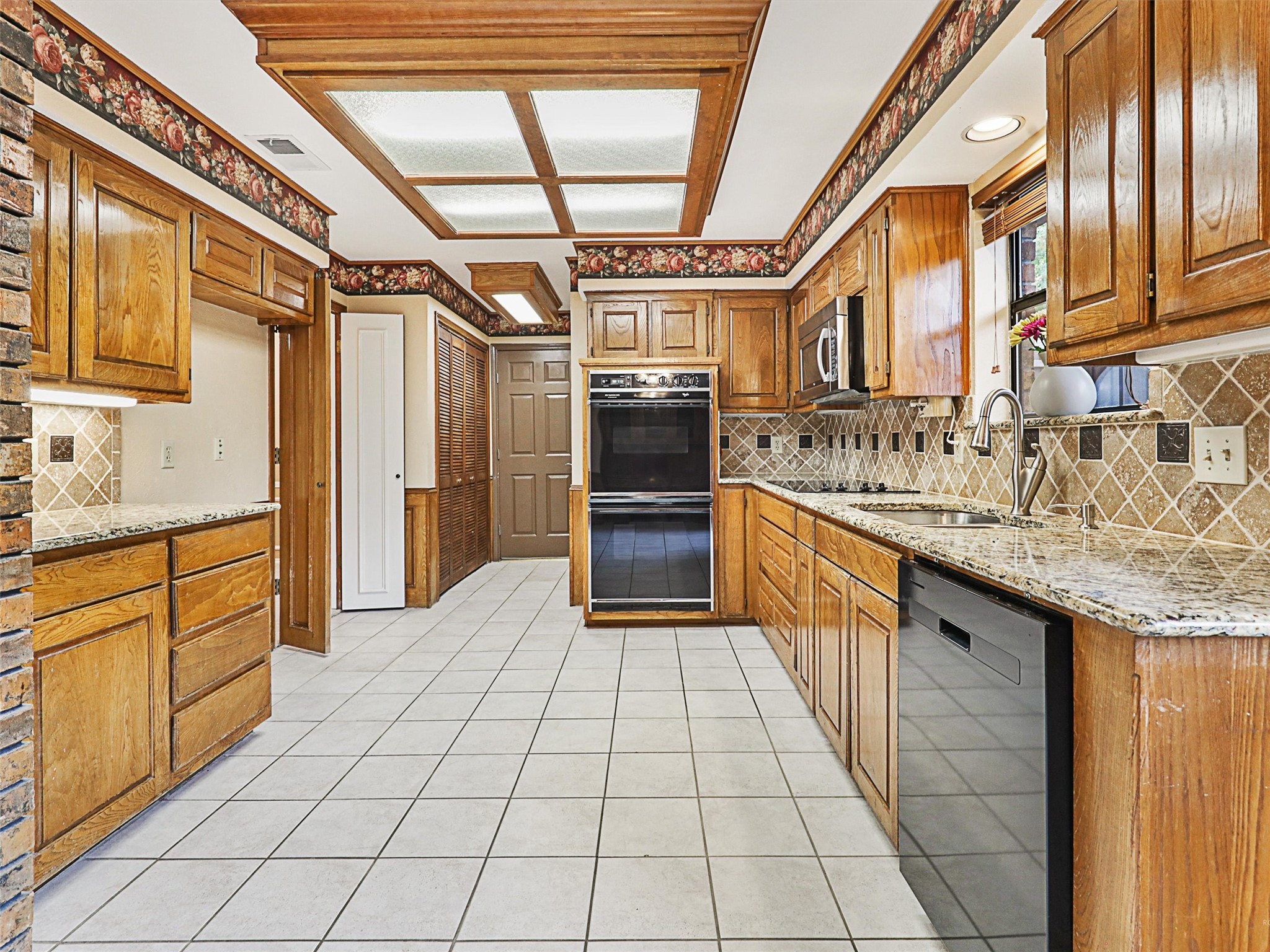 3317 Ashington Lane