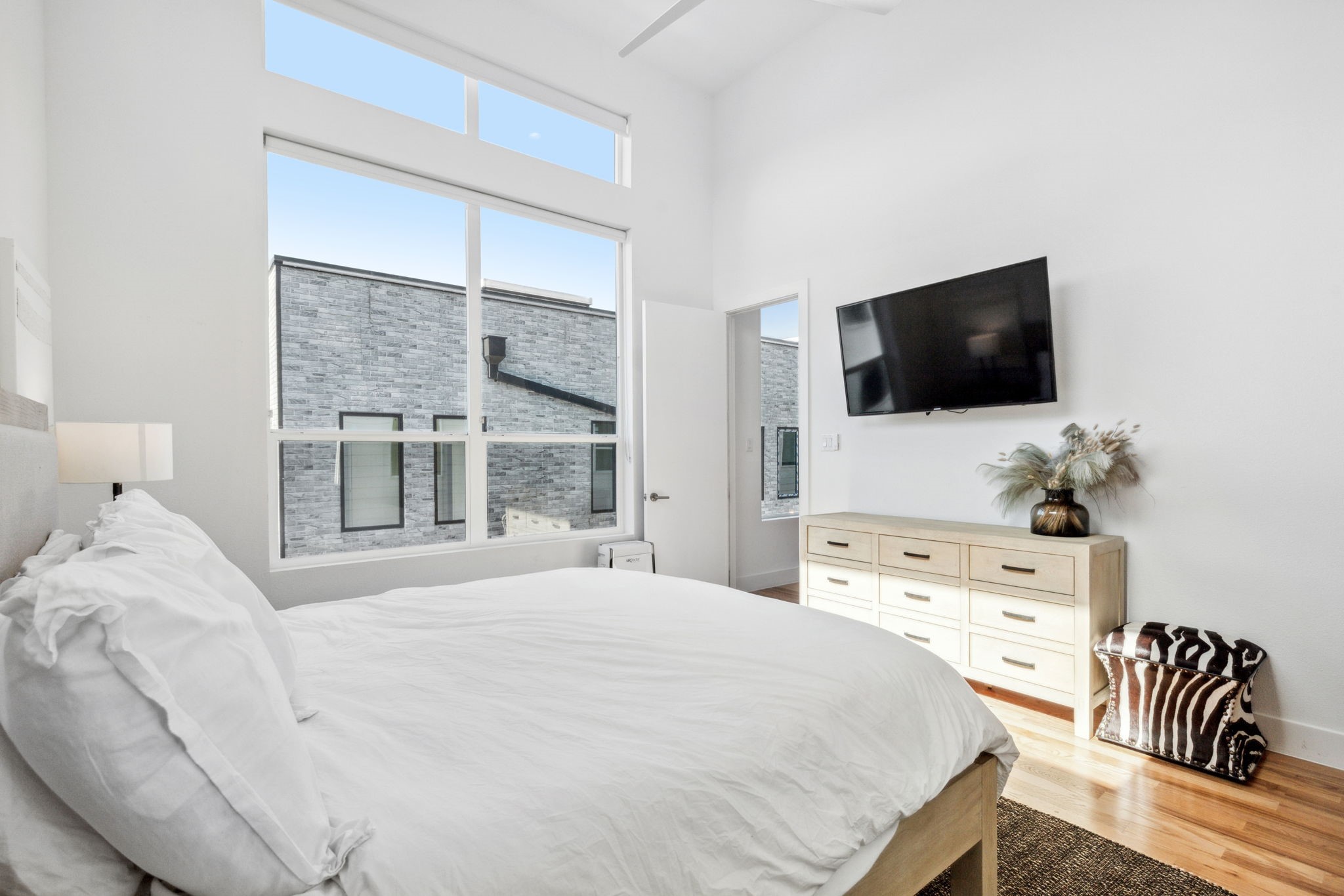 2603 Calvin Street 106