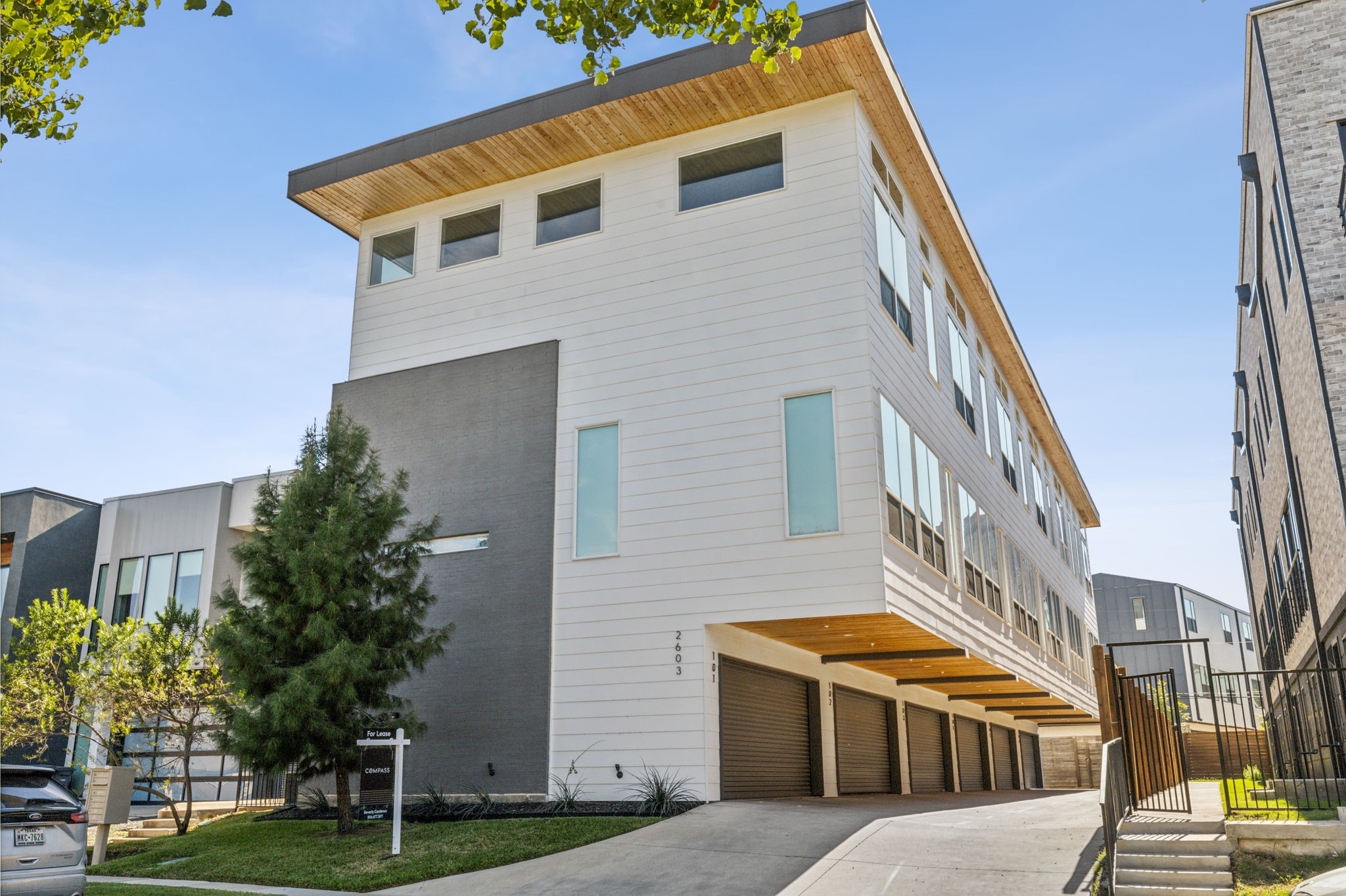 2603 Calvin Street 106
