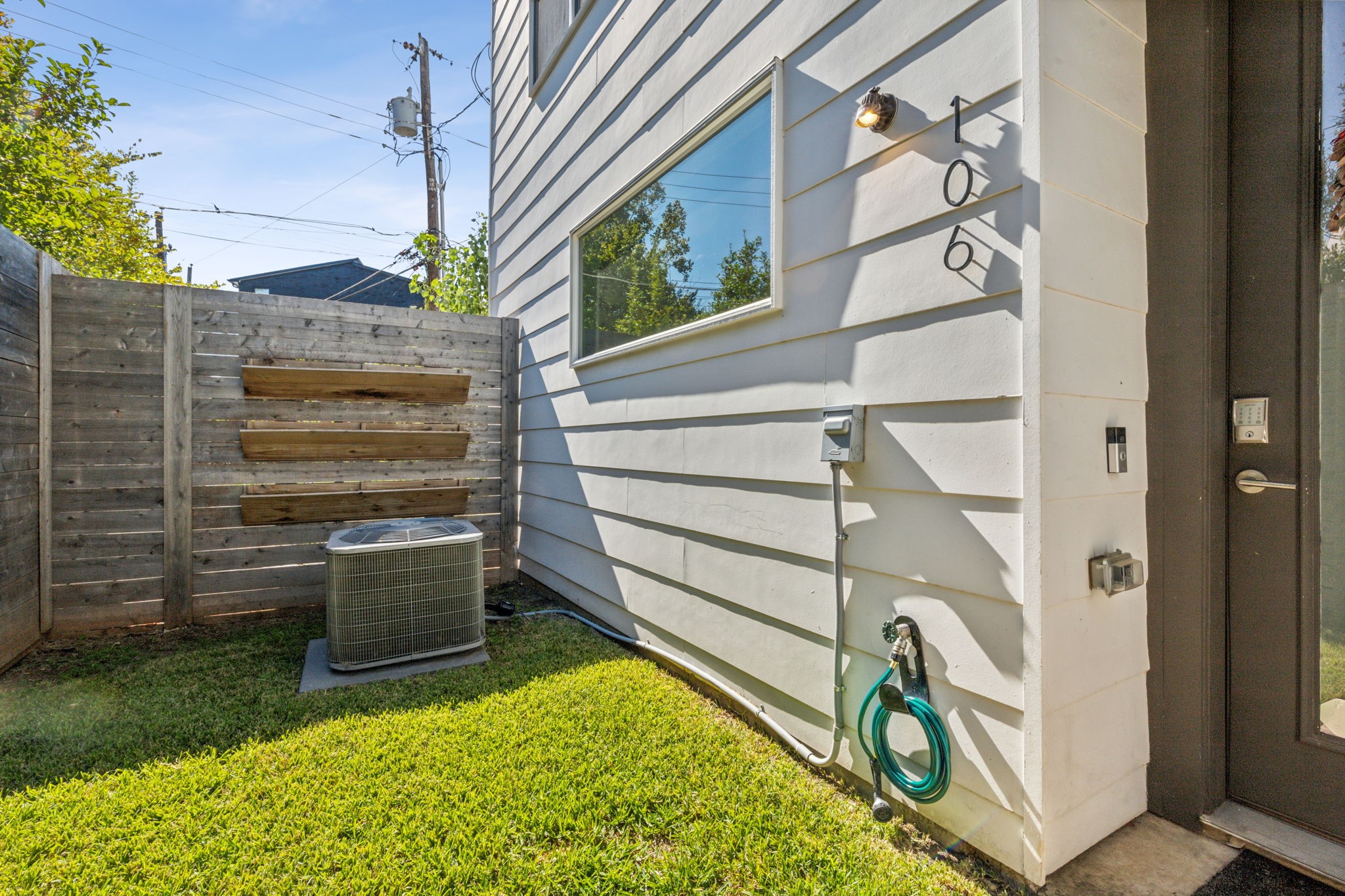 2603 Calvin Street 106
