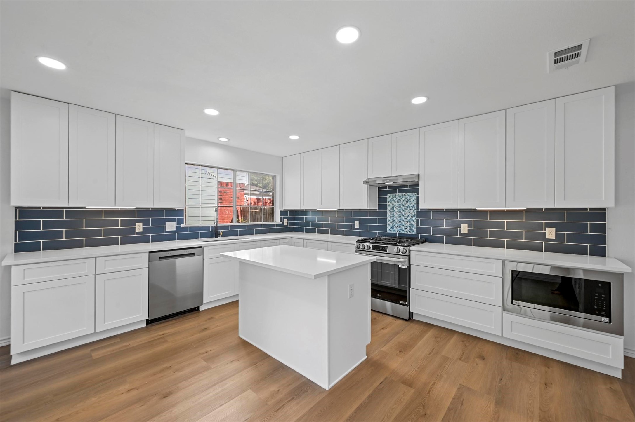 1205 Normandy Drive