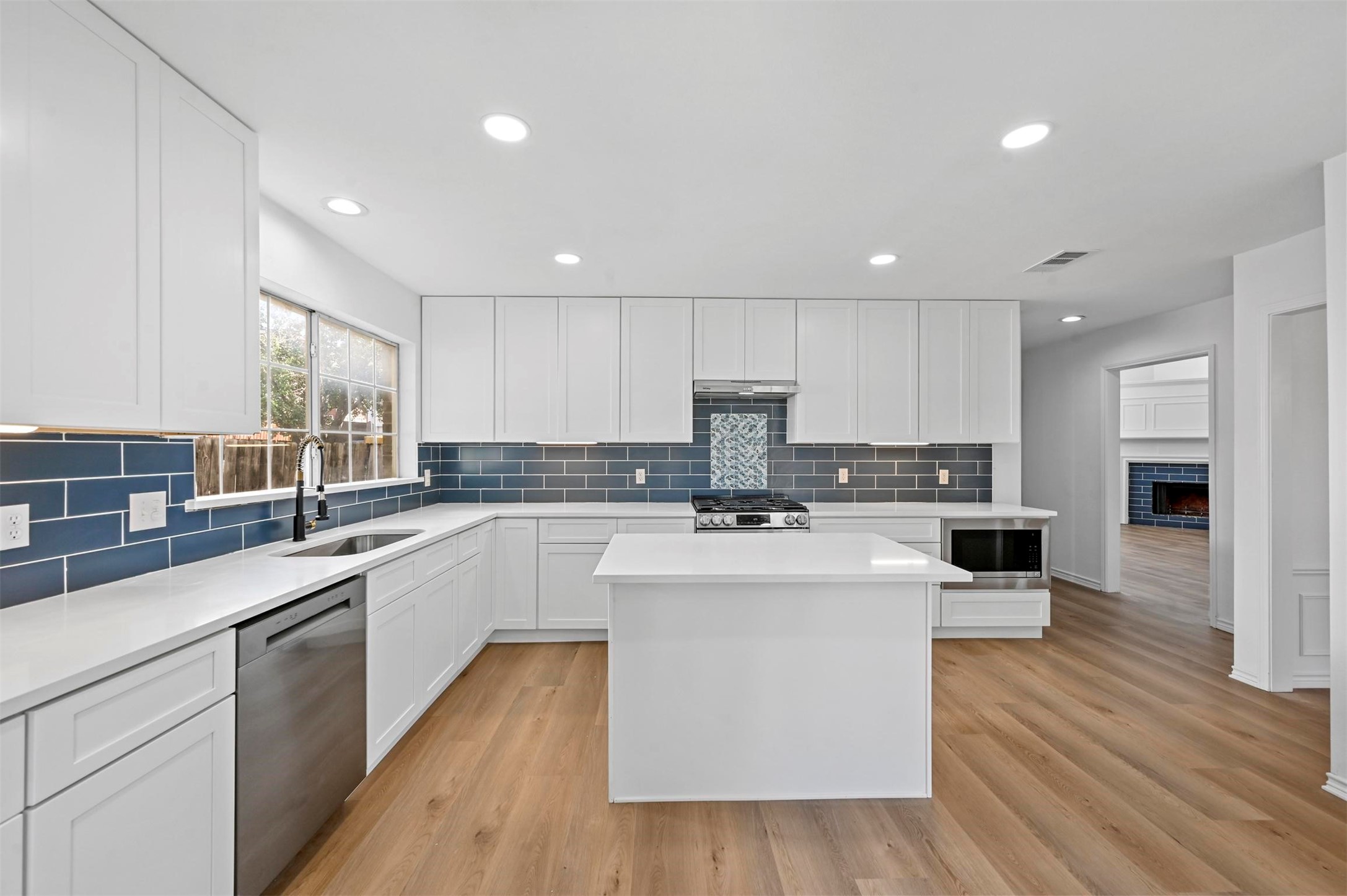 1205 Normandy Drive