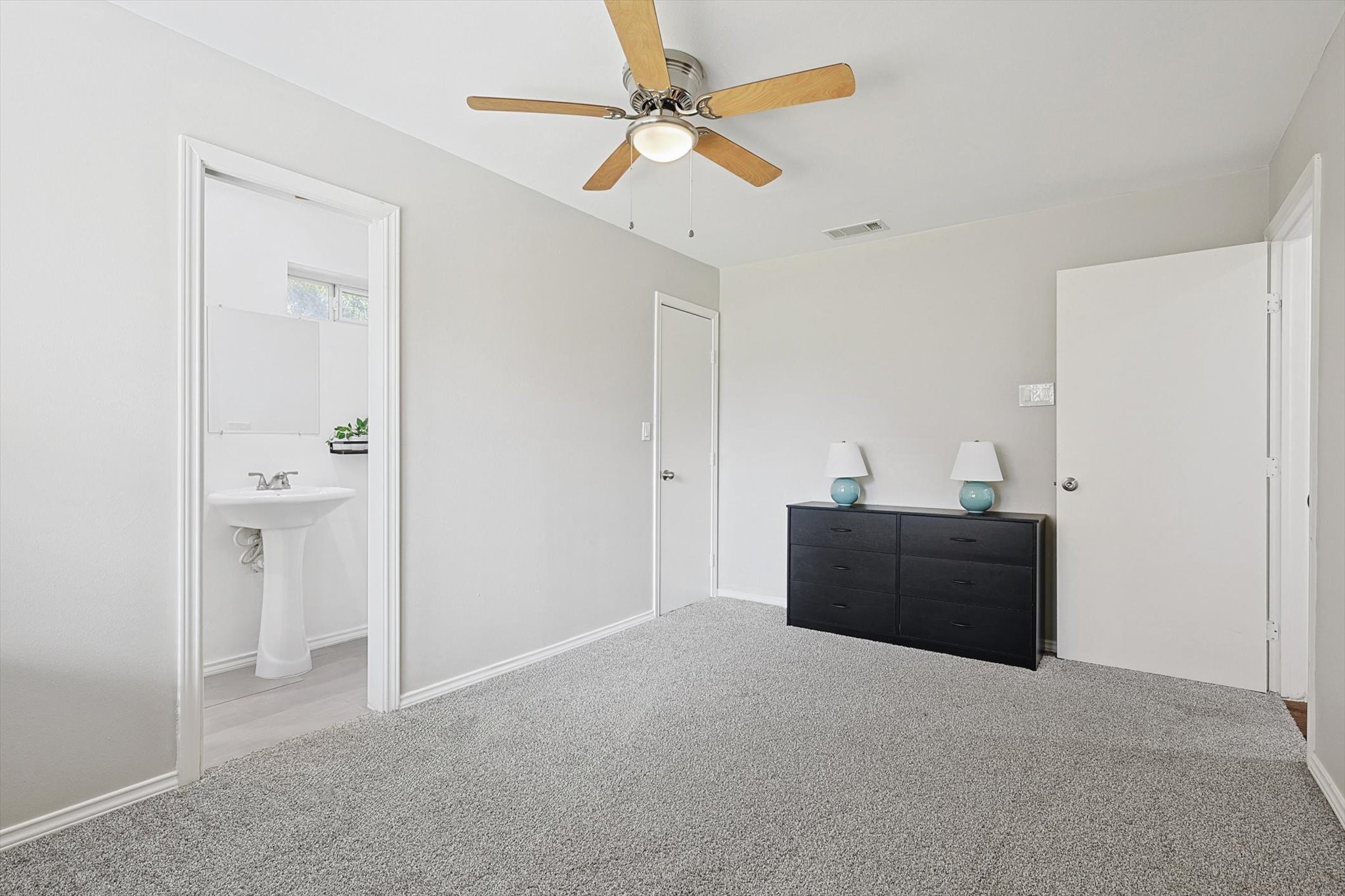 2477 Wildoak Circle