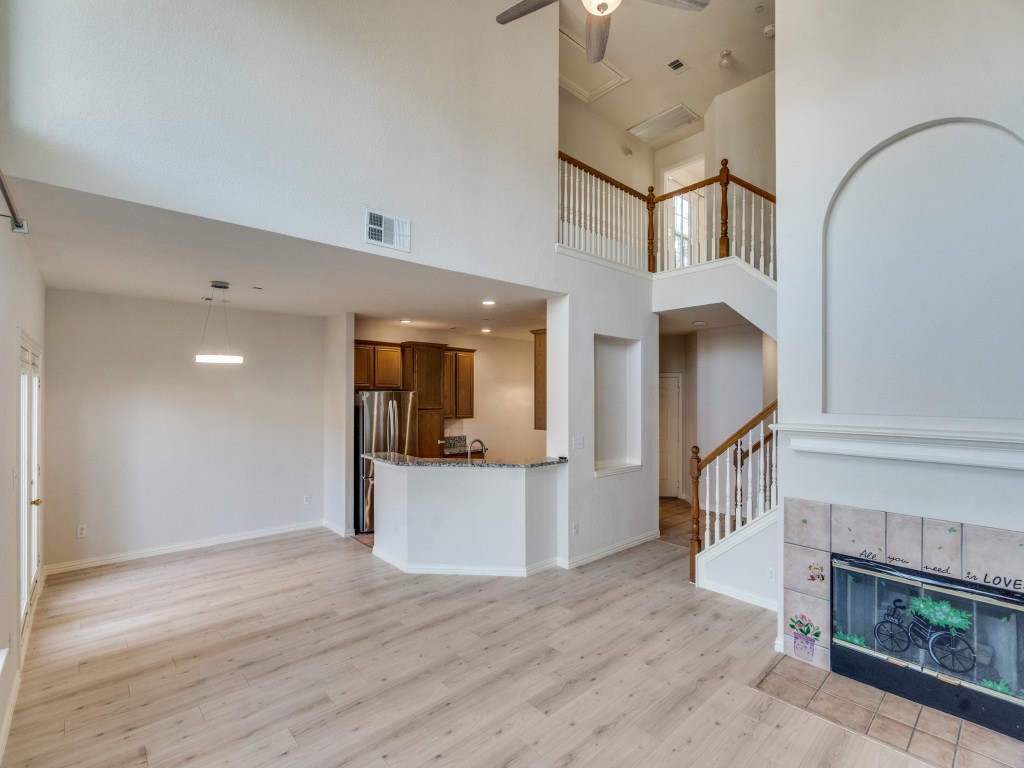 925 Englewood Lane