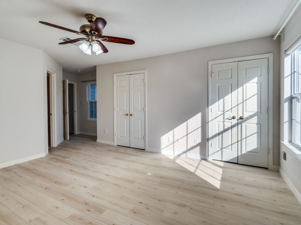 925 Englewood Lane