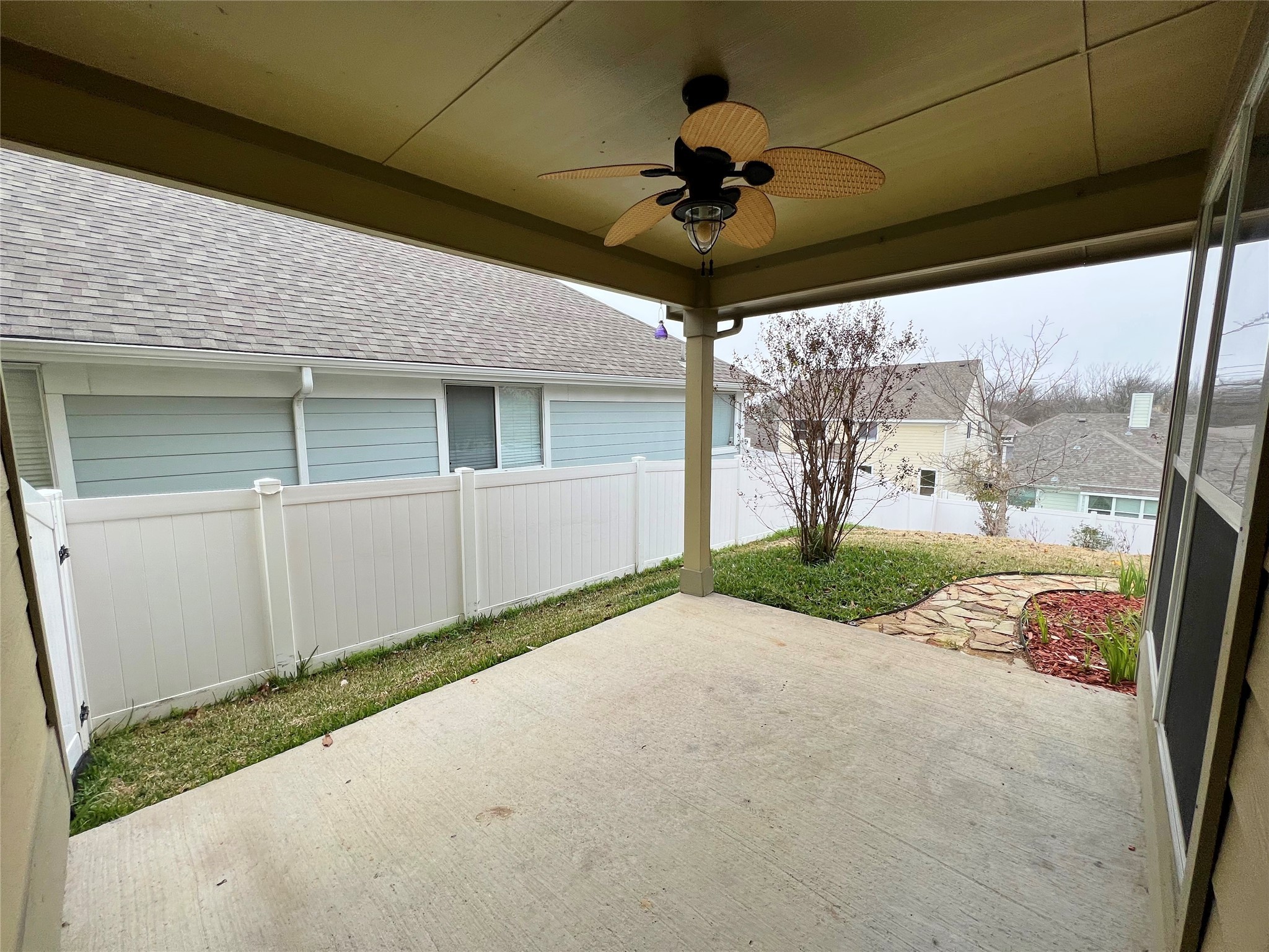 424 Creekside Drive