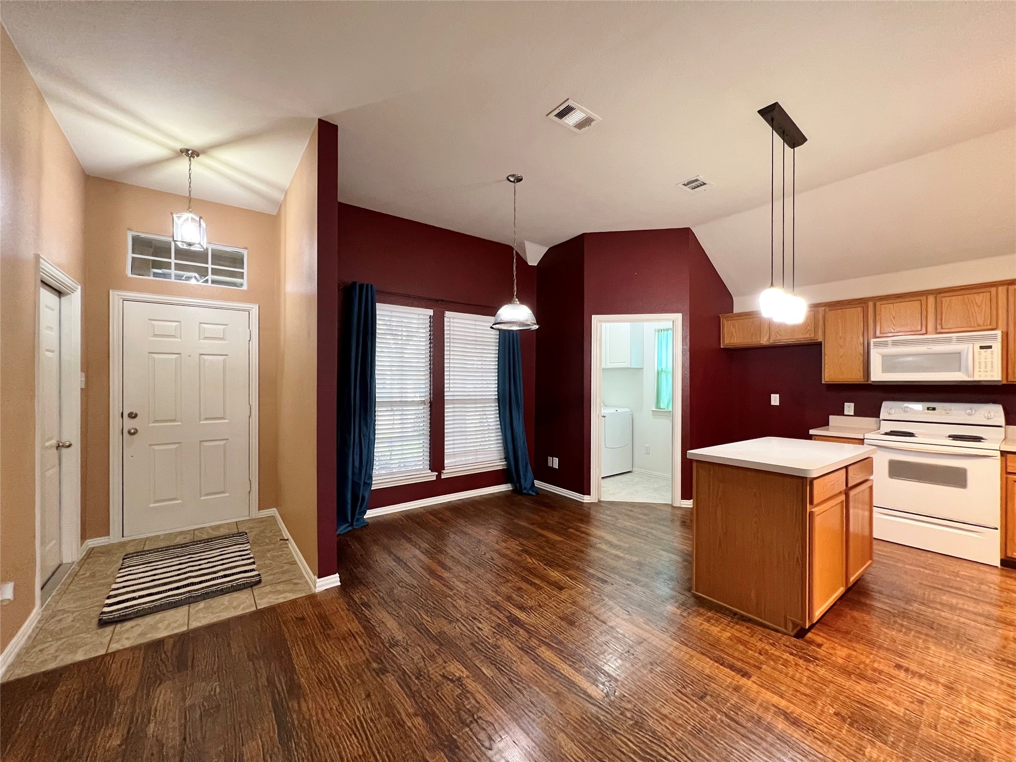 424 Creekside Drive