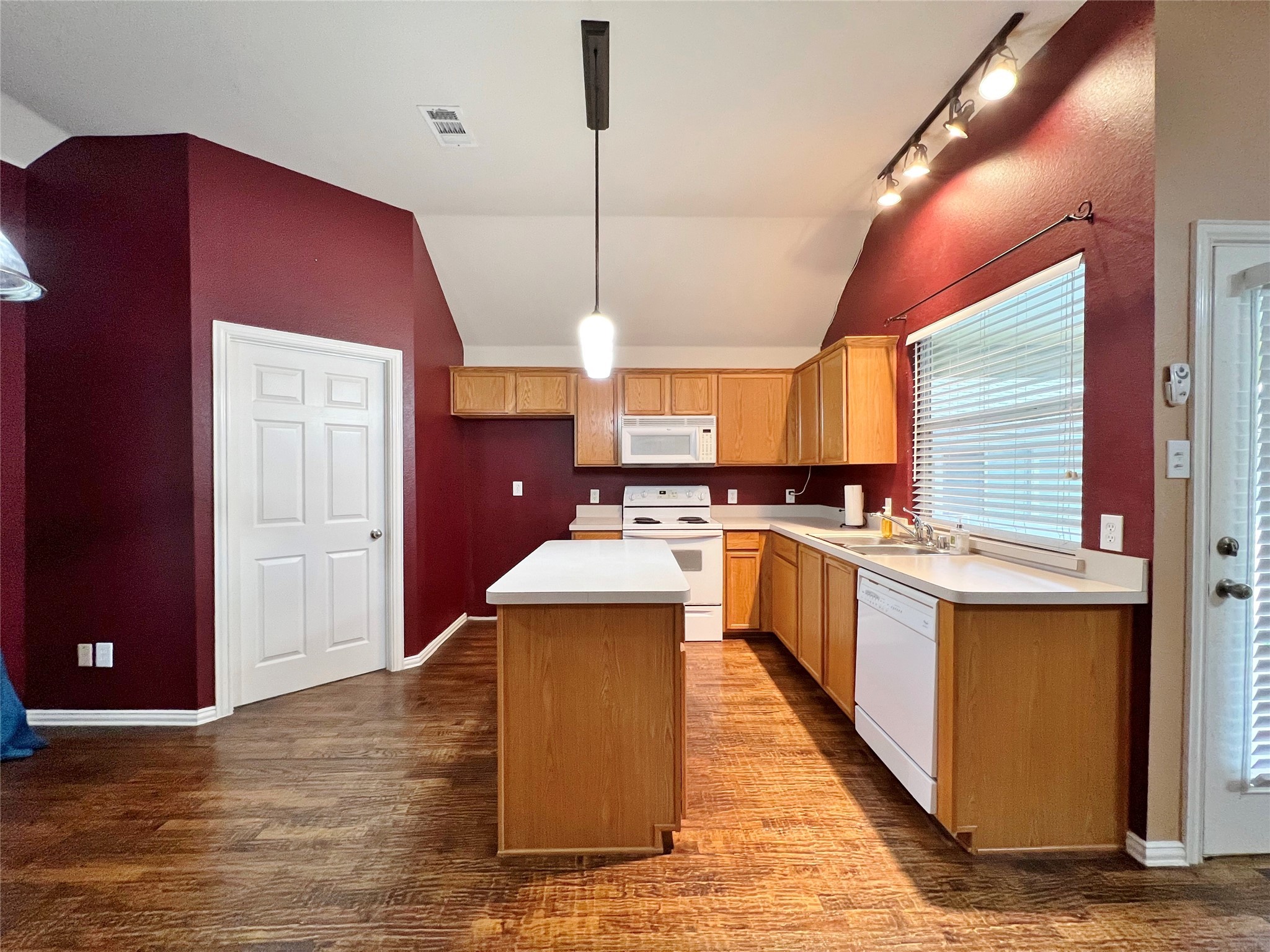 424 Creekside Drive
