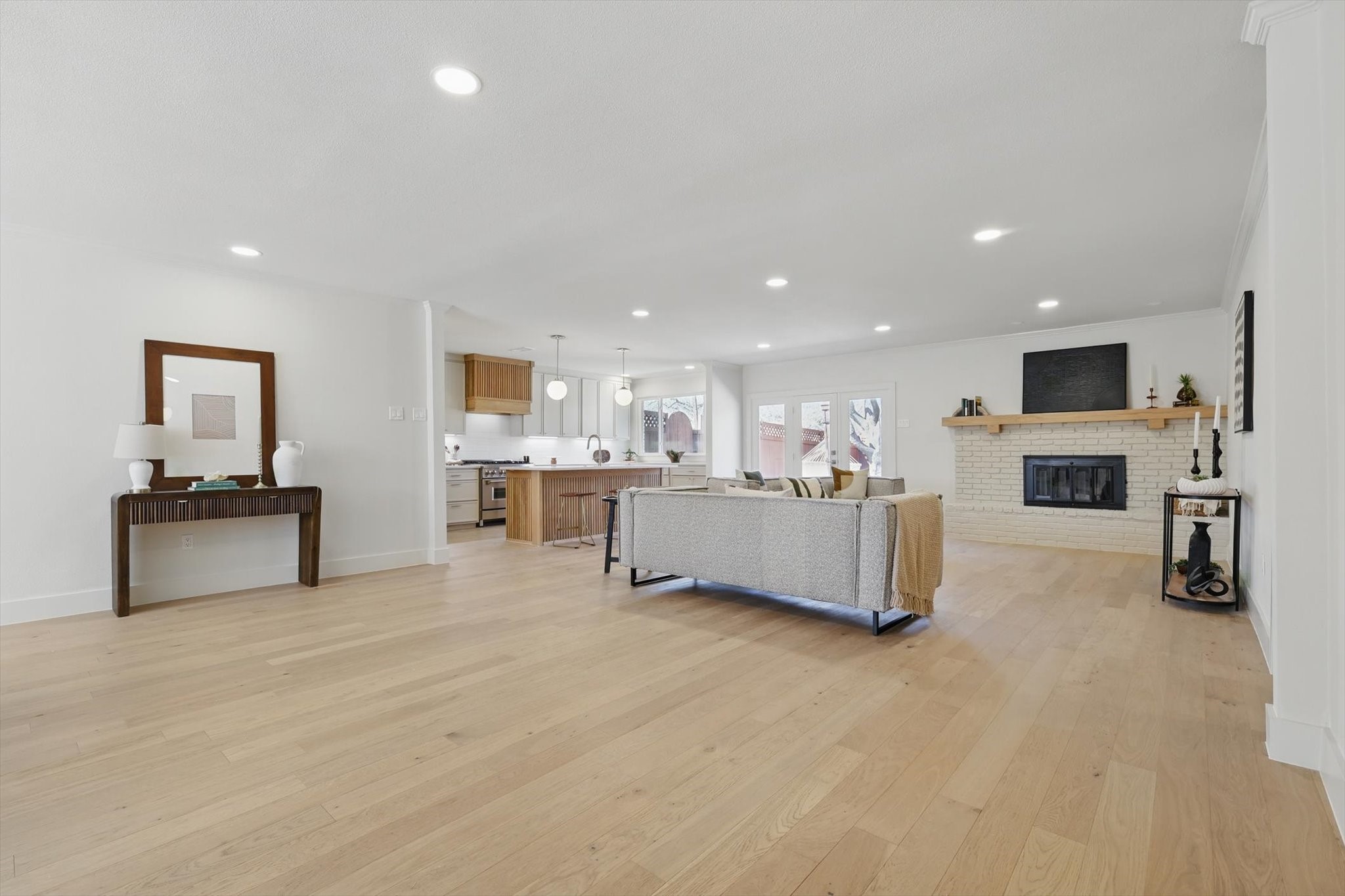 11520 Cromwell Circle