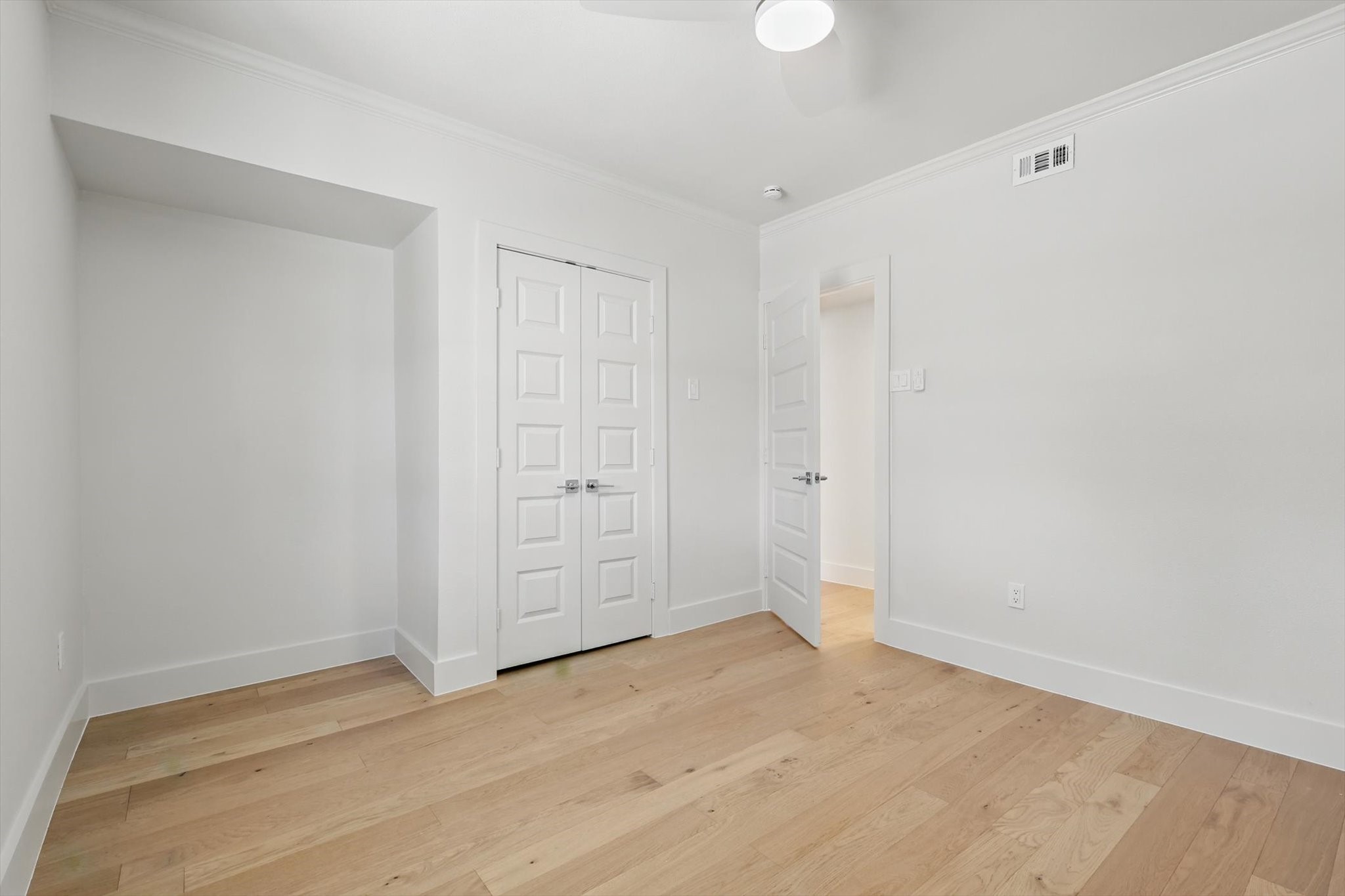 11520 Cromwell Circle