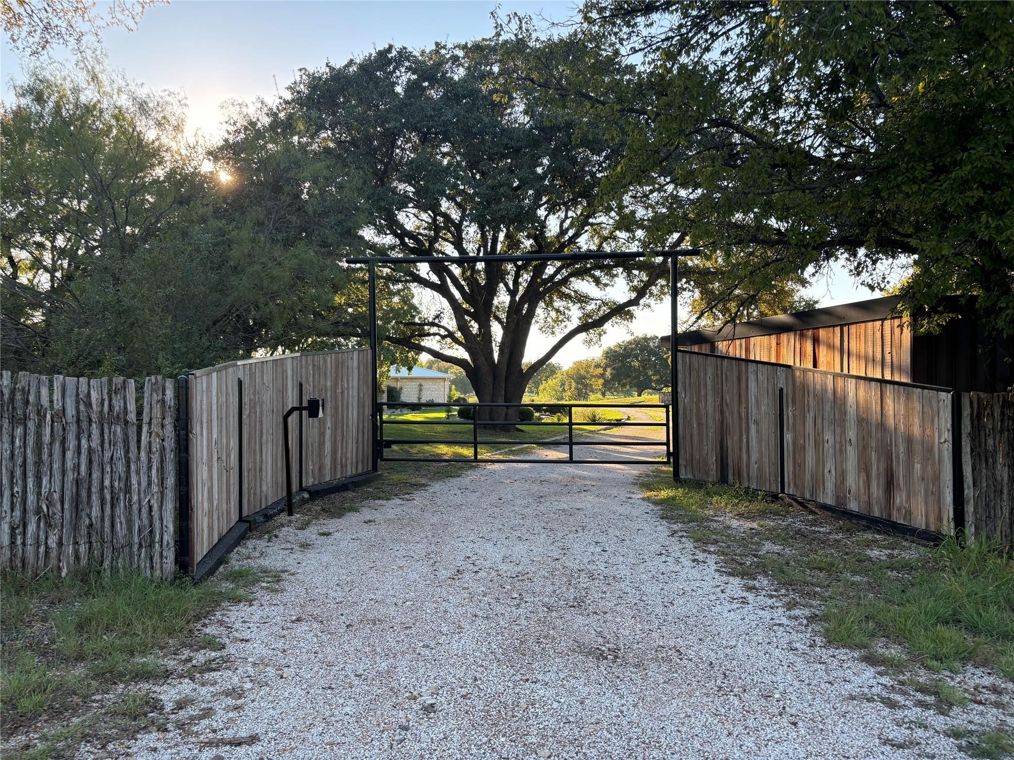 2401 TRUE GRIT WAY
