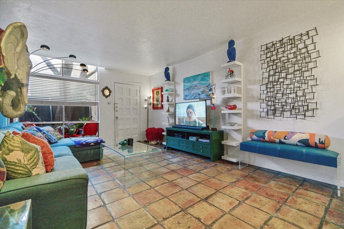 2702 Douglas Avenue 133