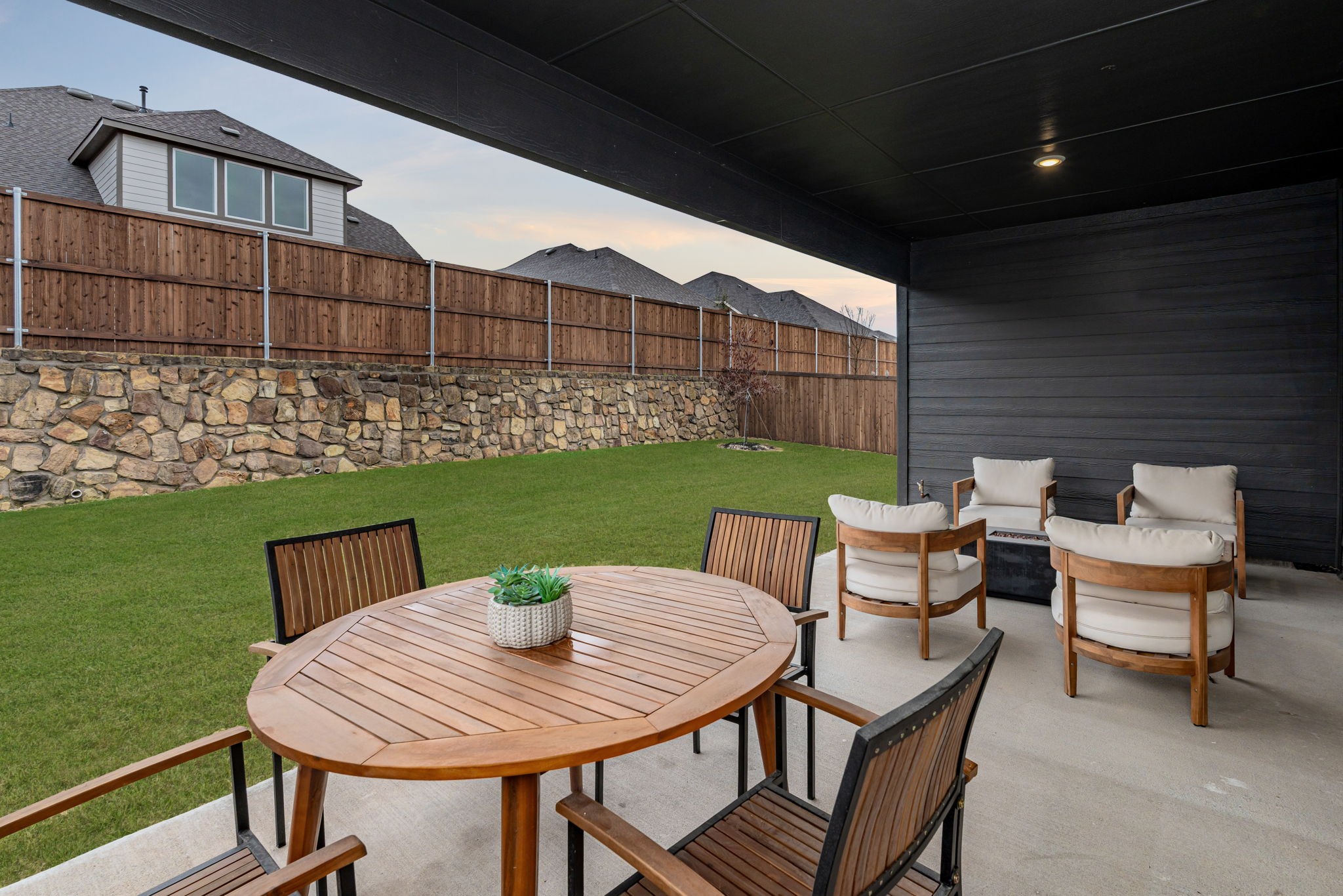 1120 Sunbeam Cove