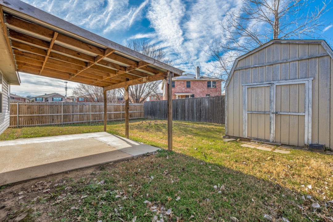 6312 Thoroughbred Trail
