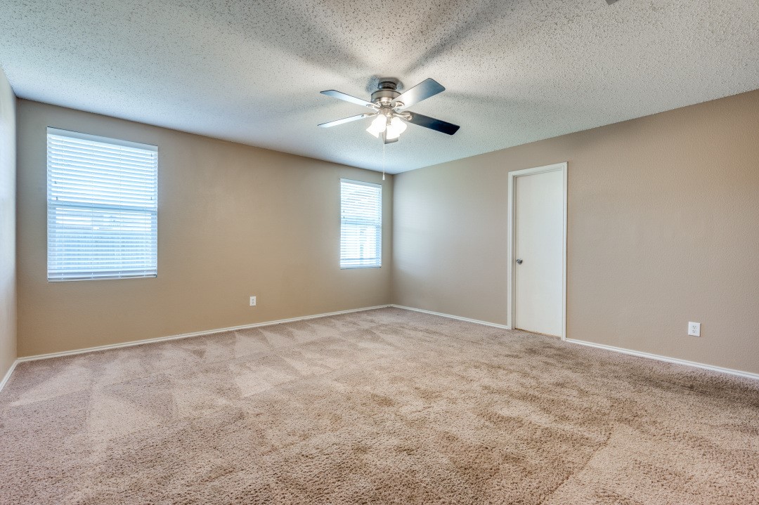 6312 Thoroughbred Trail