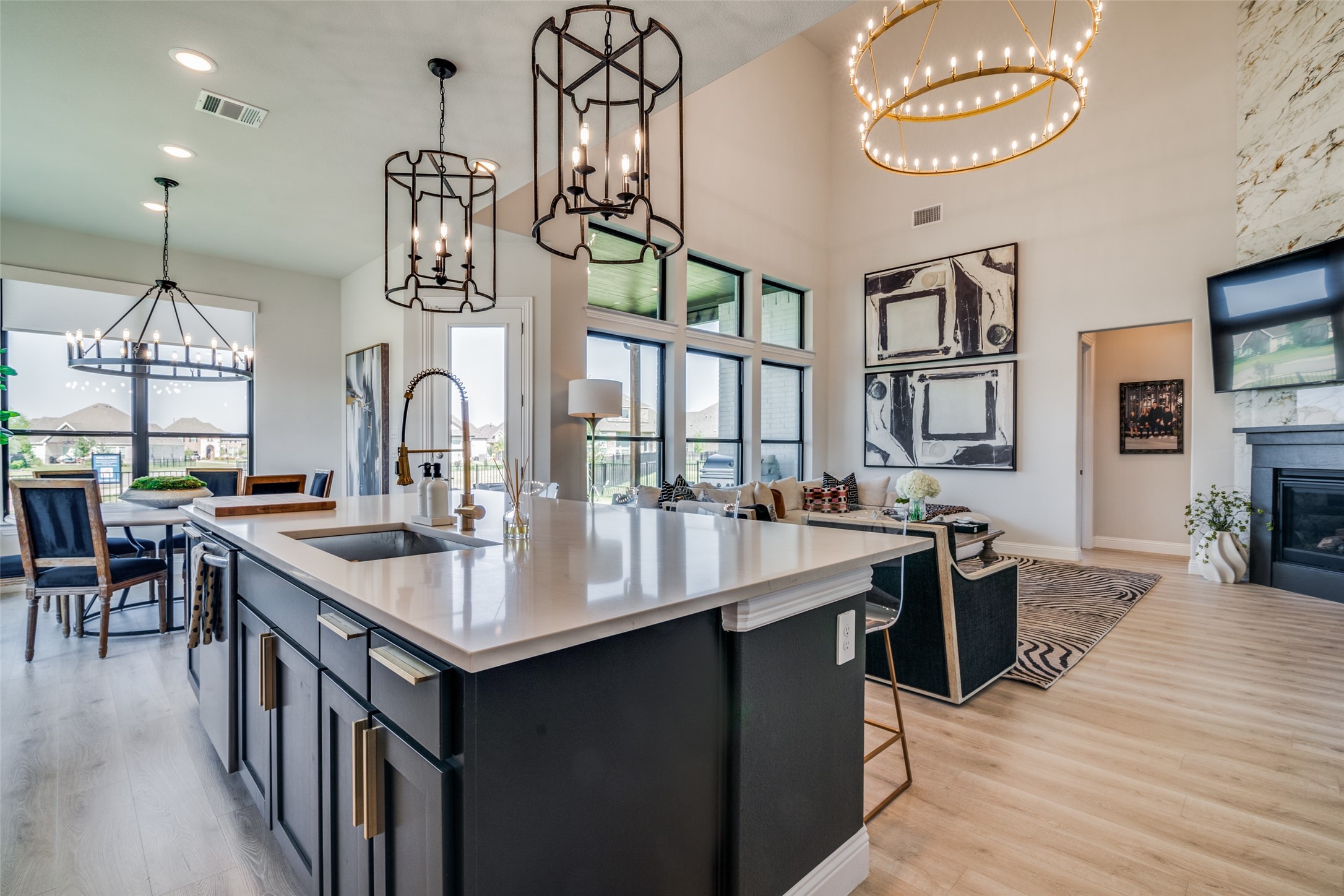 2901 Standing Tall Court