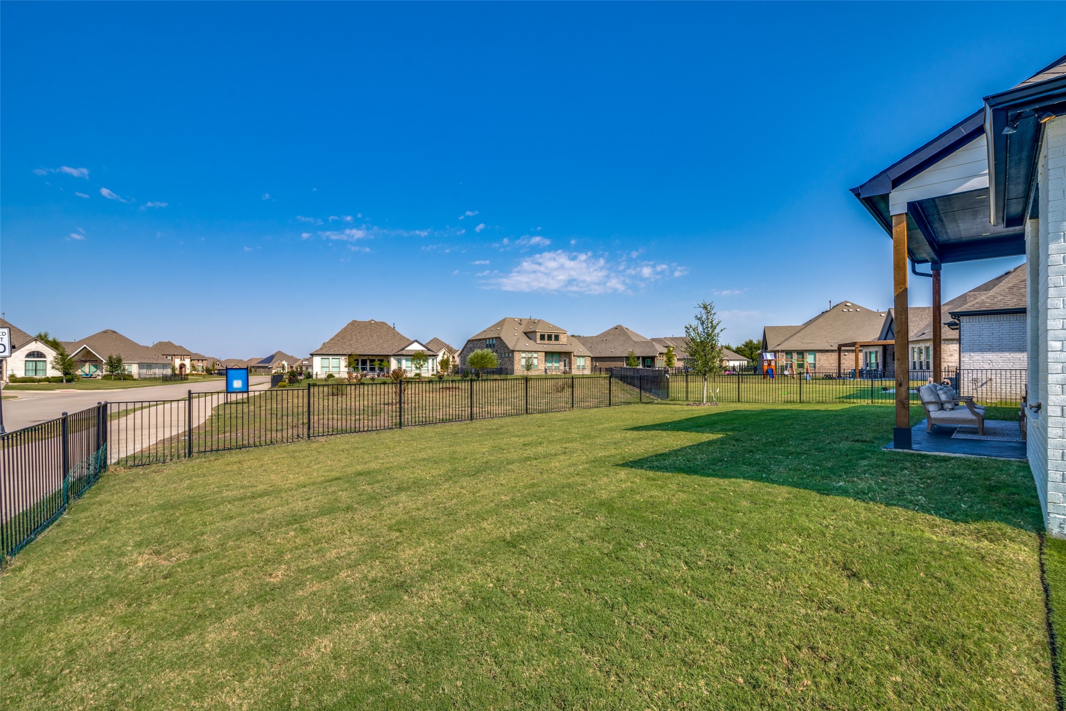 2901 Standing Tall Court