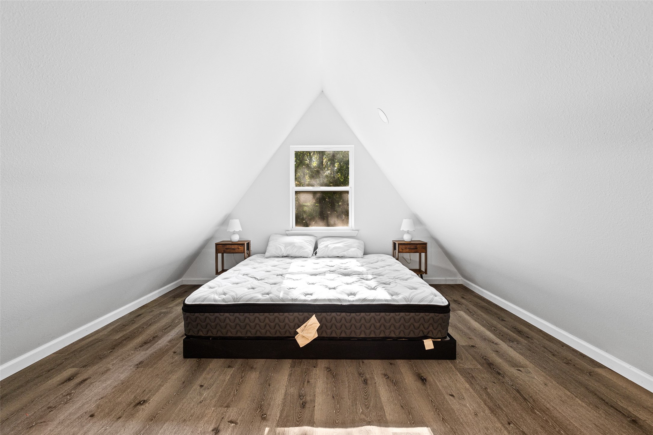 448 Private Road 6685