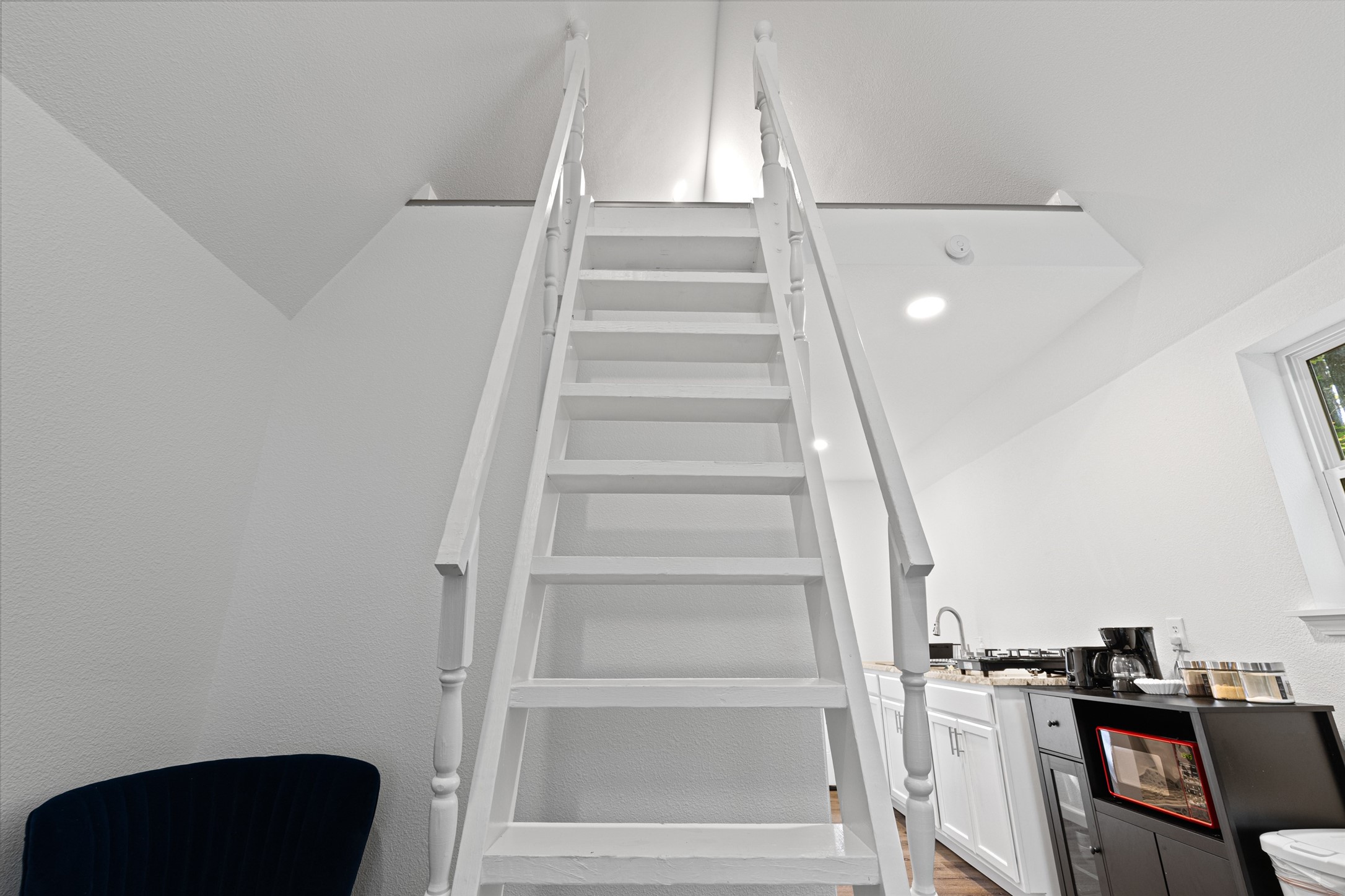 448 Private Road 6685