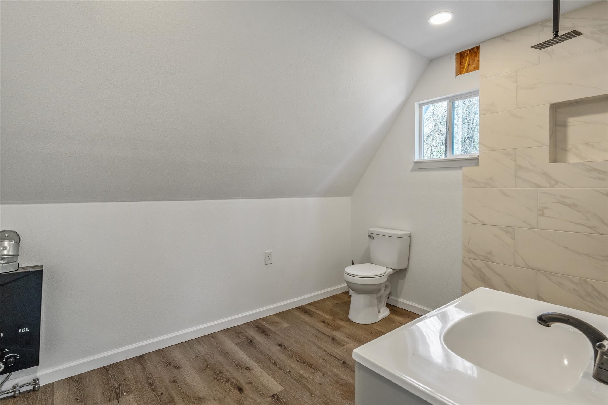 448 Private Road 6685