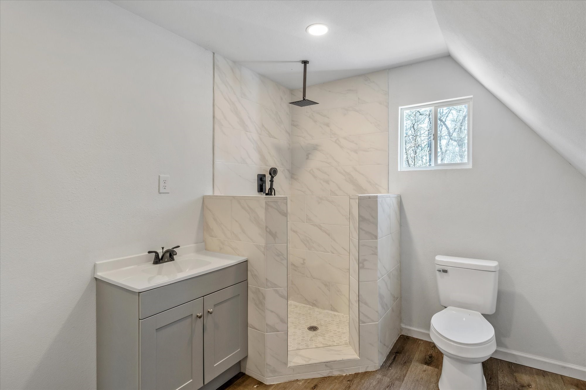 448 Private Road 6685