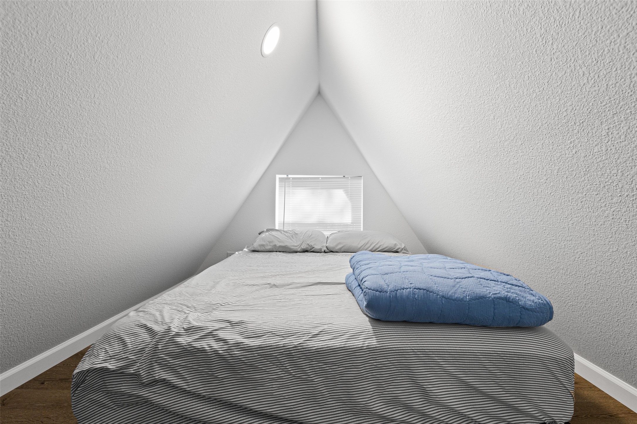 448 Private Road 6685