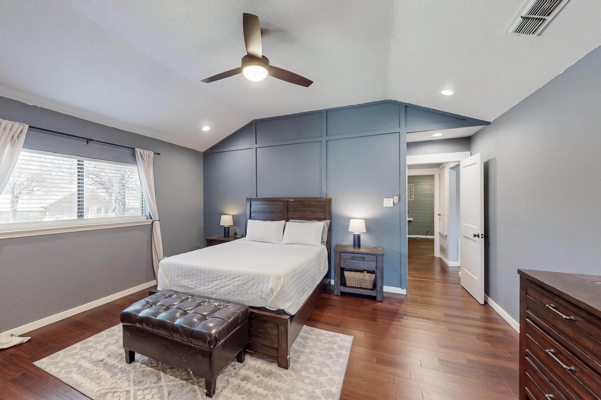 2800 Edgewood Lane
