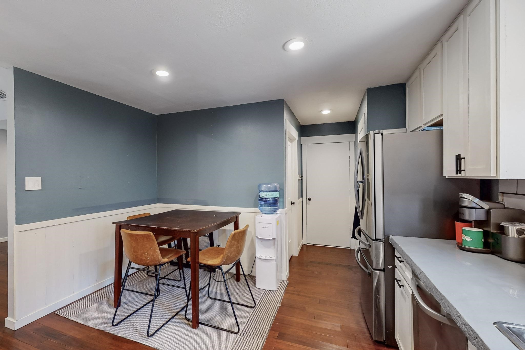 2800 Edgewood Lane