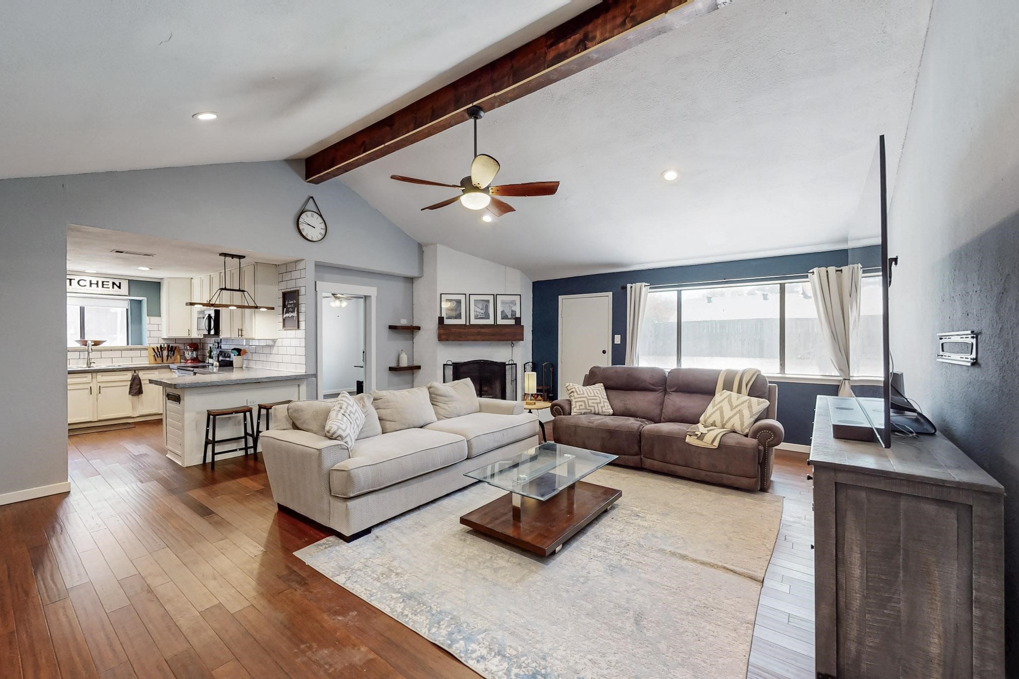 2800 Edgewood Lane