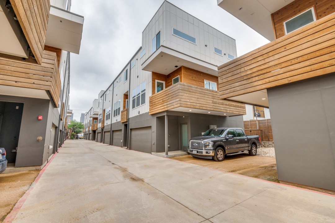 1510 N Washington Avenue 304
