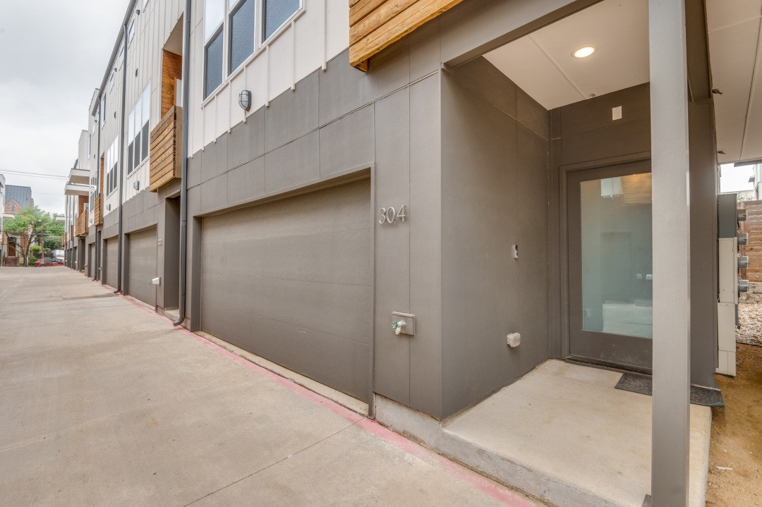 1510 N Washington Avenue 304