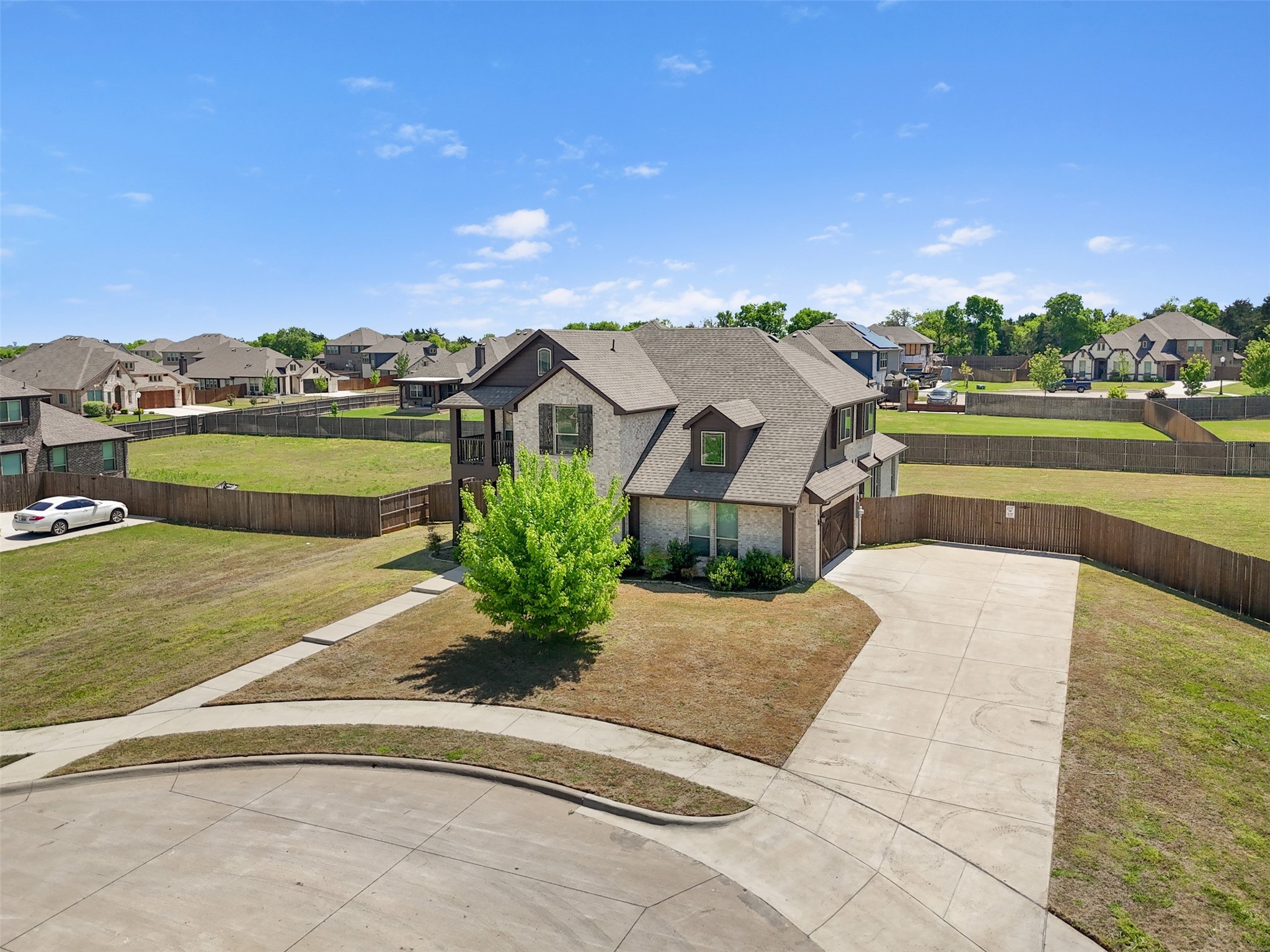 806 Harvest Run Court