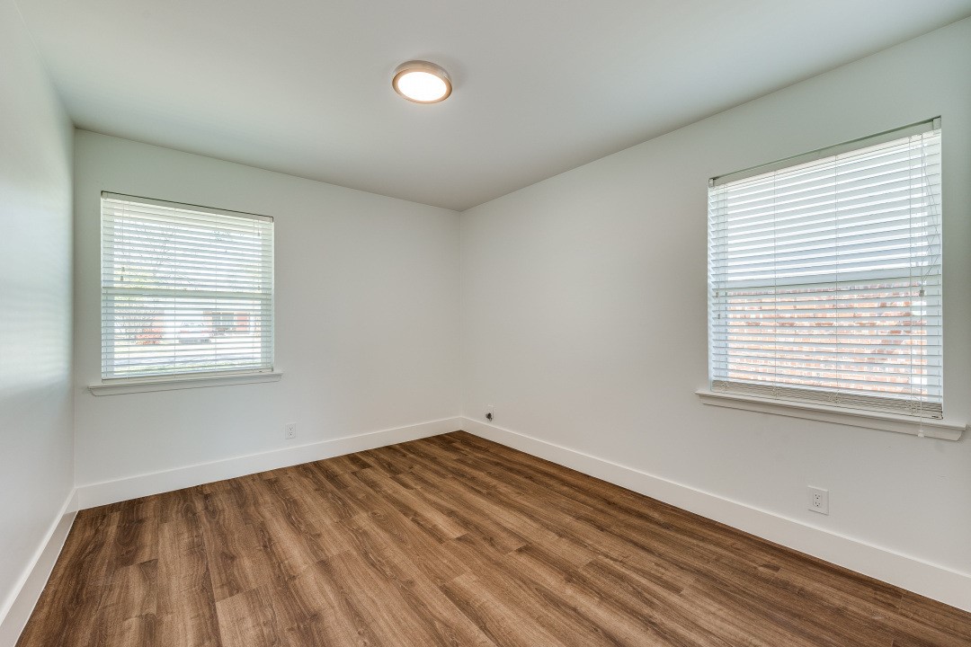 1223 Donna Drive