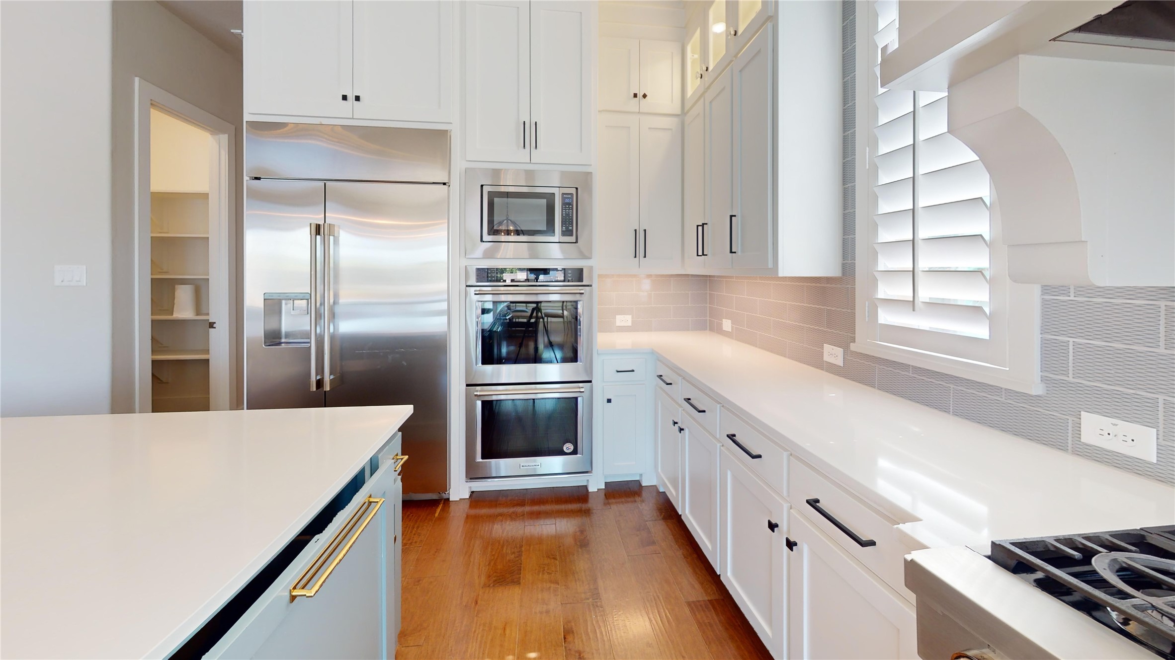 15172 Spider Lily Road