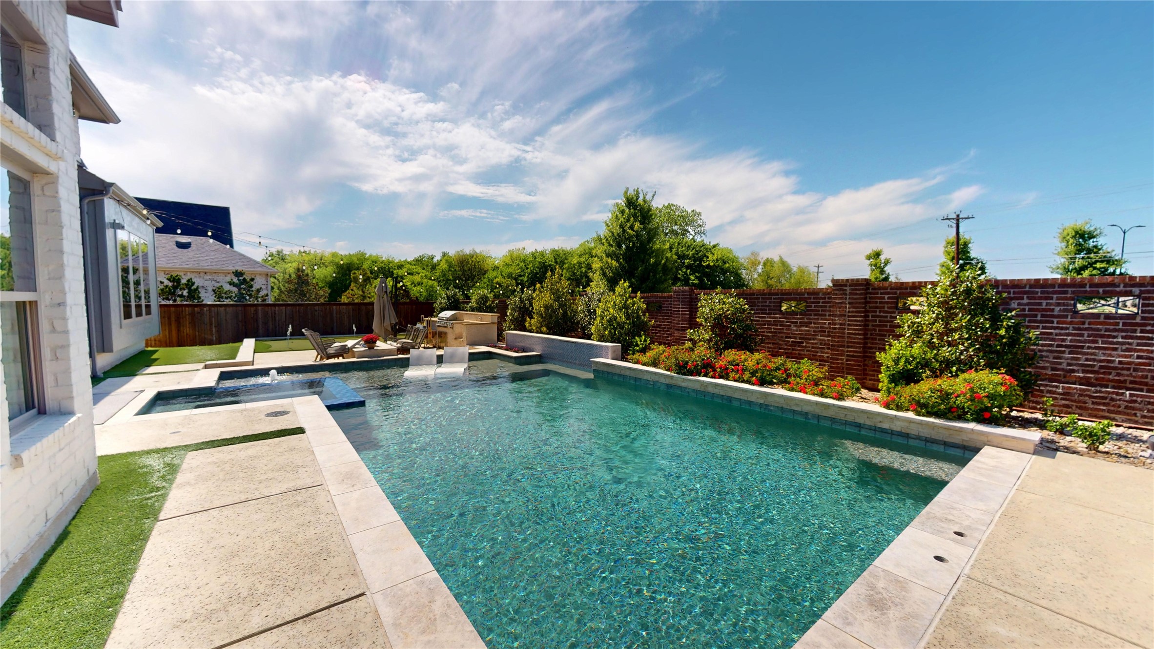 15172 Spider Lily Road