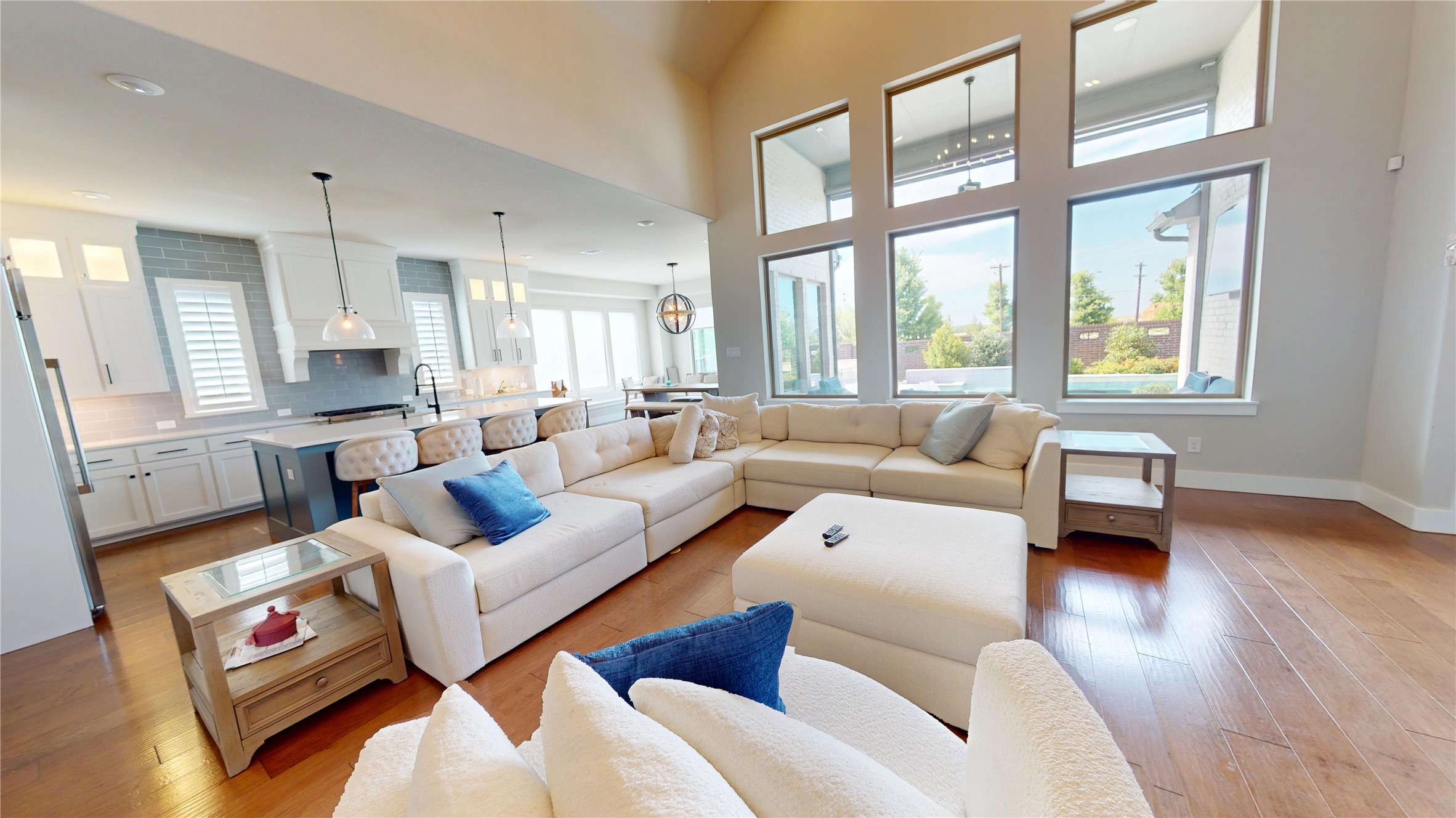 15172 Spider Lily Road