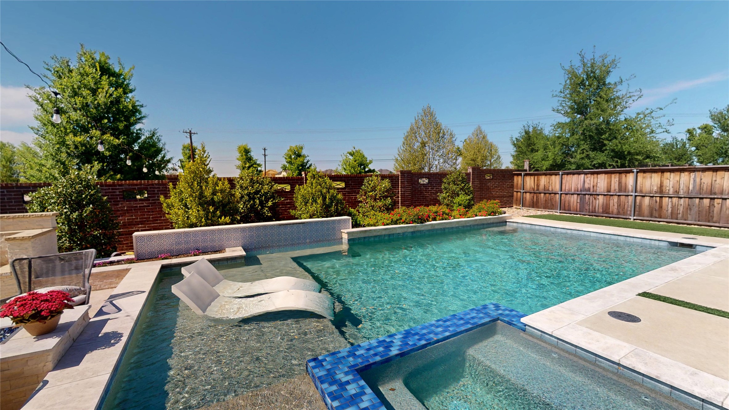 15172 Spider Lily Road