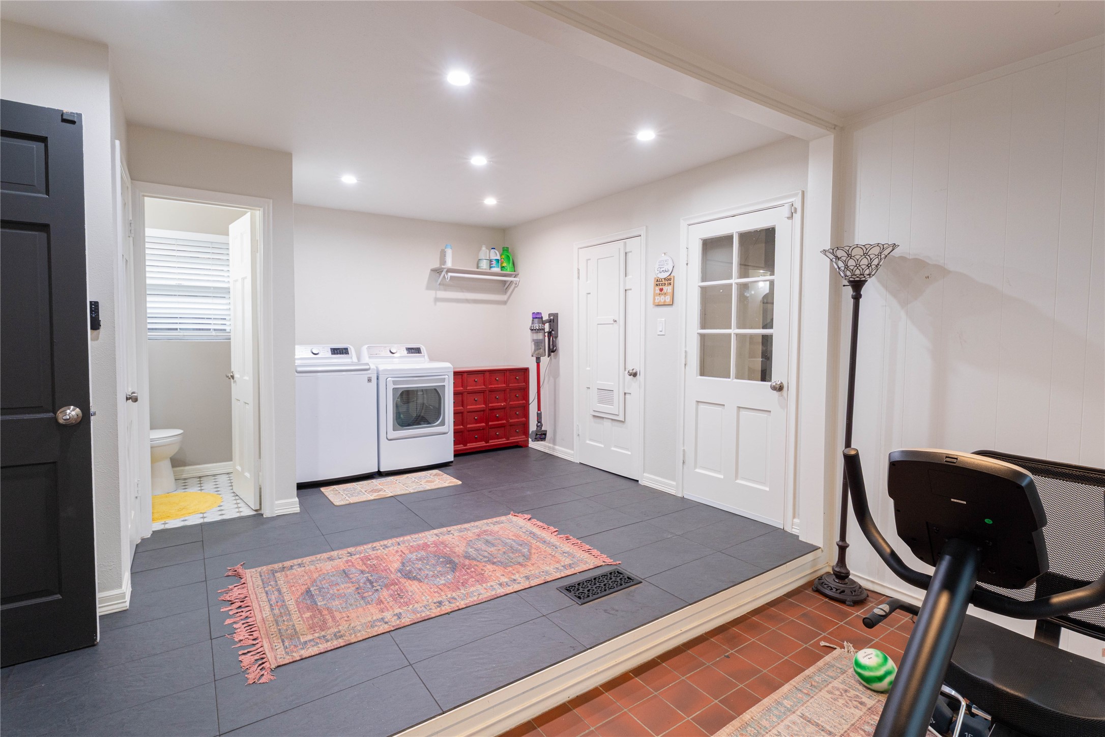 1711 Tamarack Drive