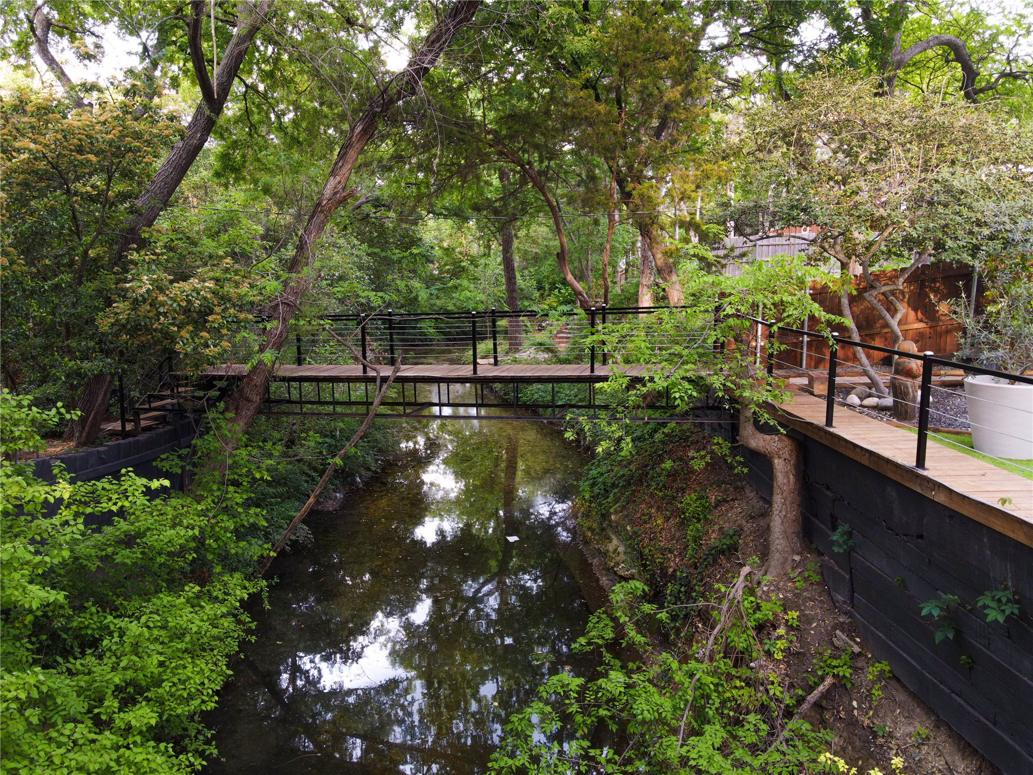 1711 Tamarack Drive