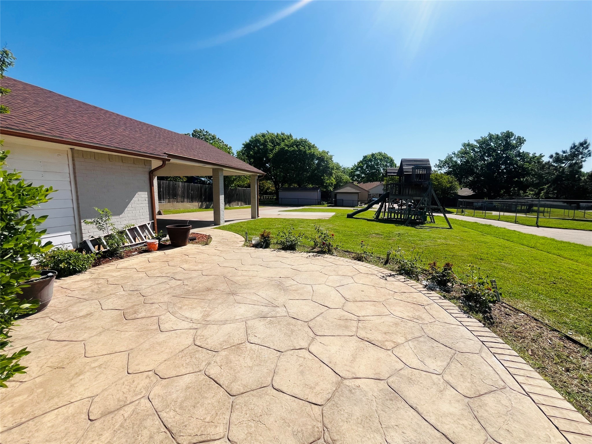 3709 Yaupon Drive