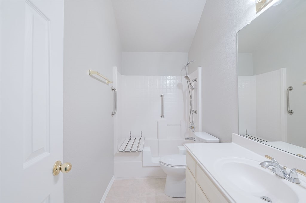 6836 Beverly Glen Drive