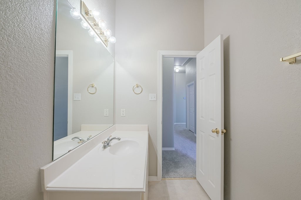 6836 Beverly Glen Drive