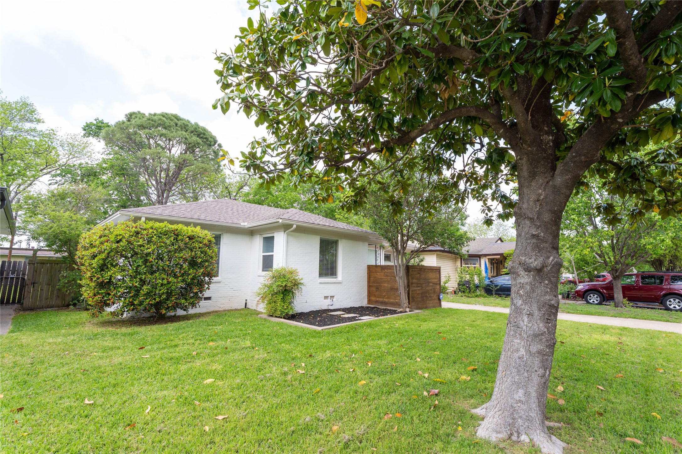 10231 Pinecrest Drive