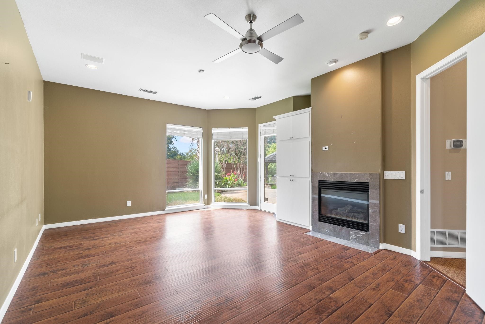 6020 Parksedge Lane