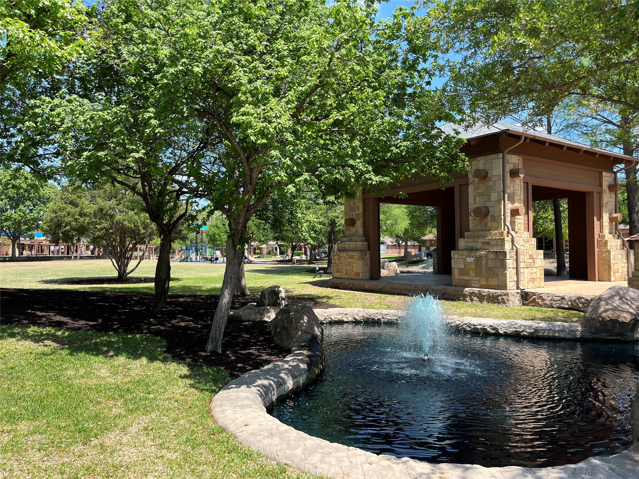 8305 Desert Dunes Trail