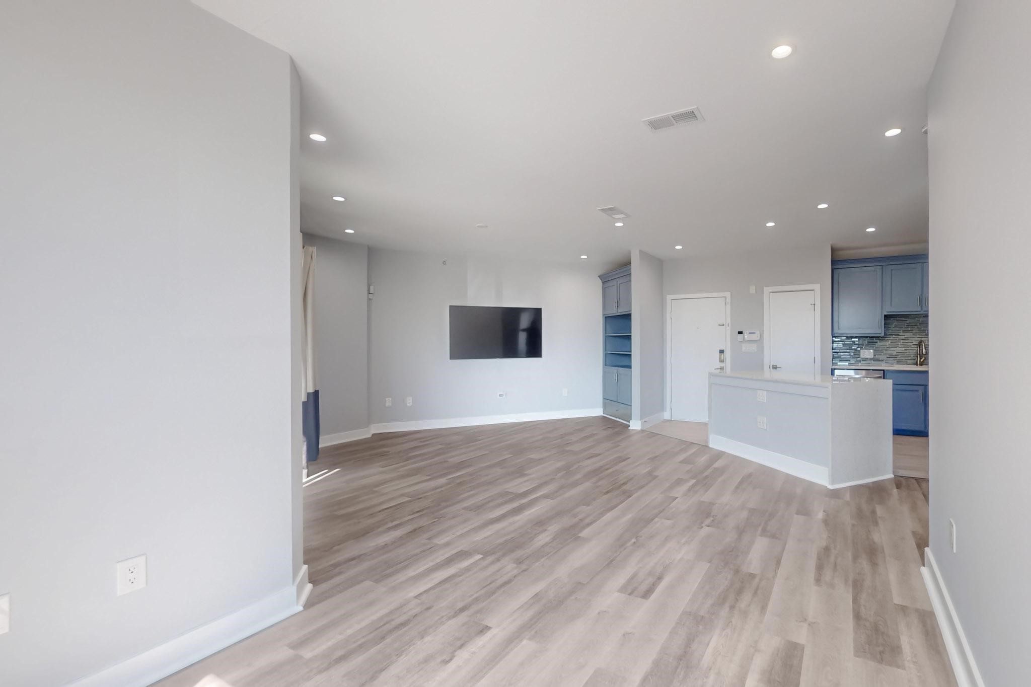 4414 Cedar Springs Road 224