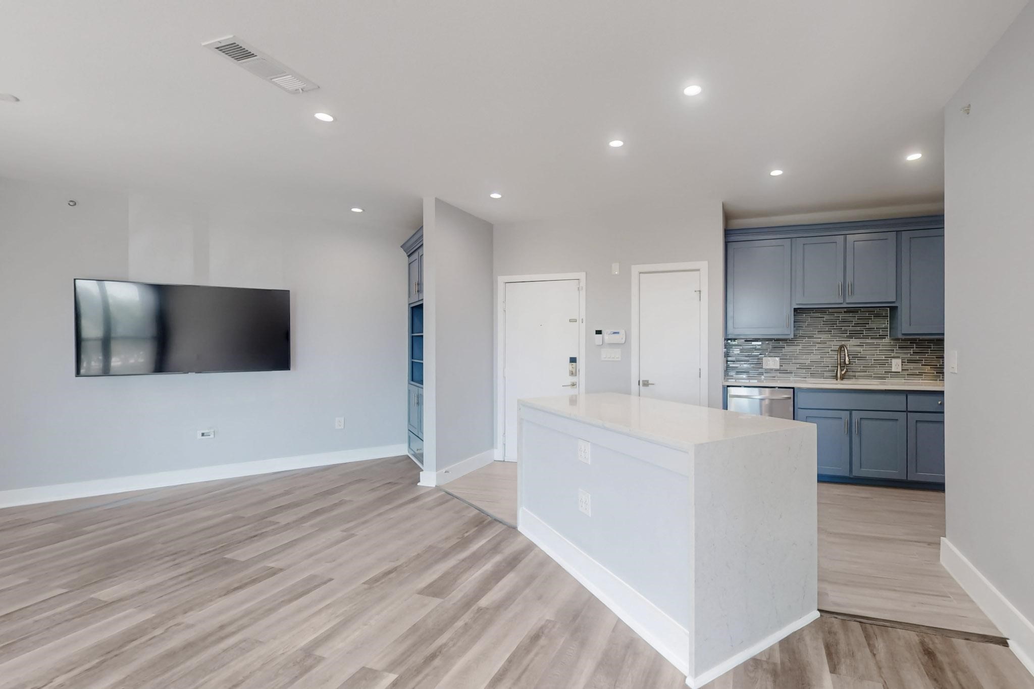 4414 Cedar Springs Road 224