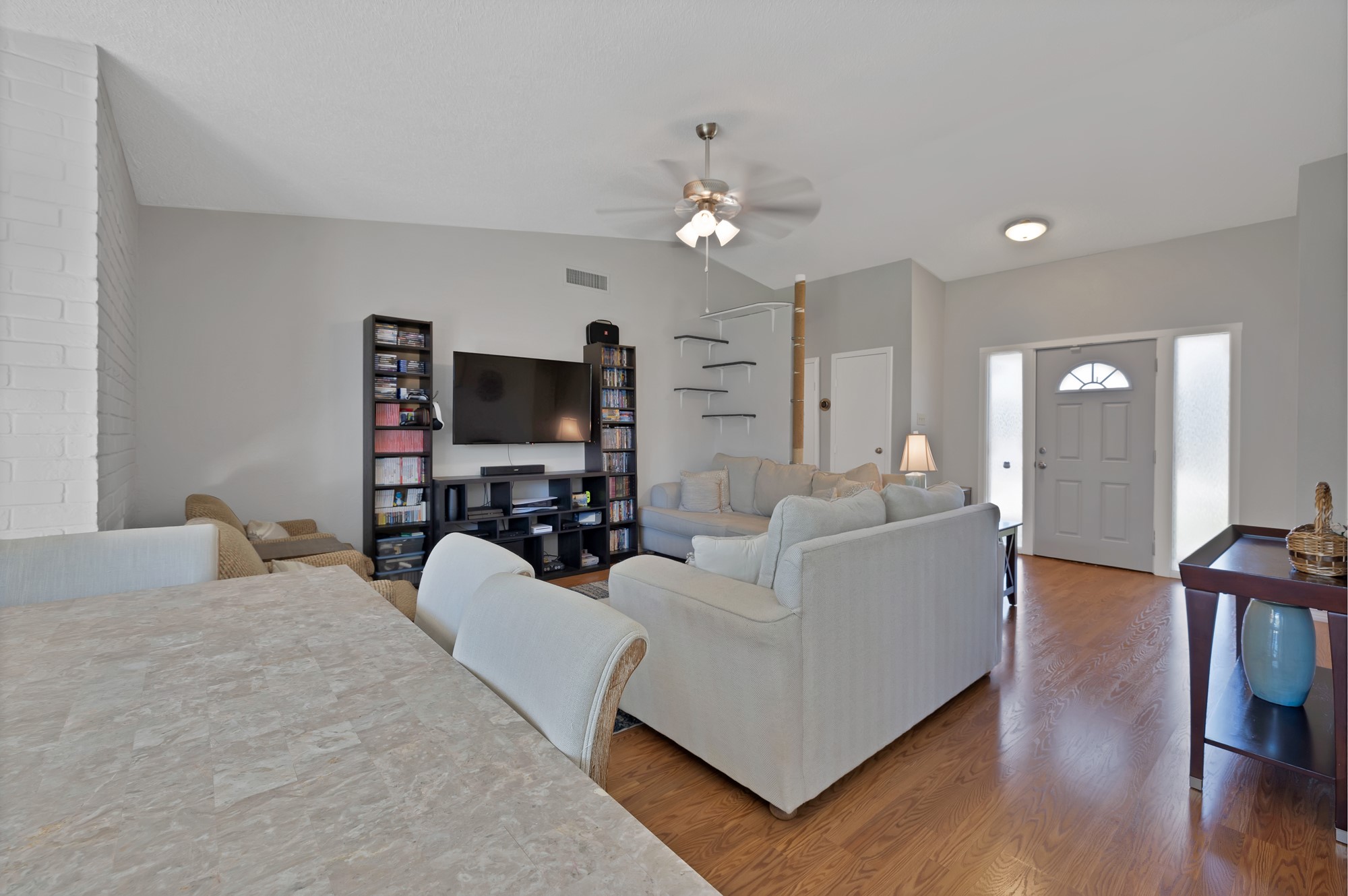 3612 Blossom Trail