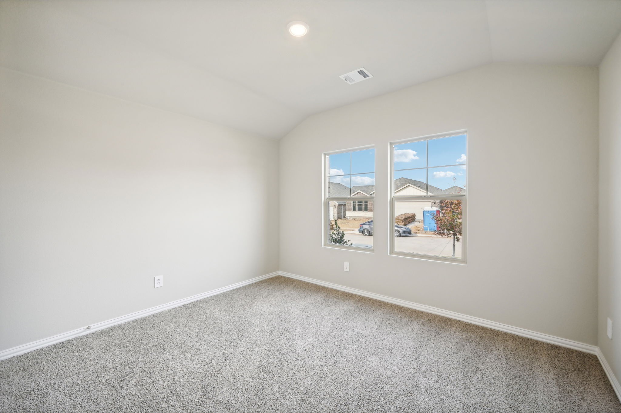 9537 Rattlesnake Trail