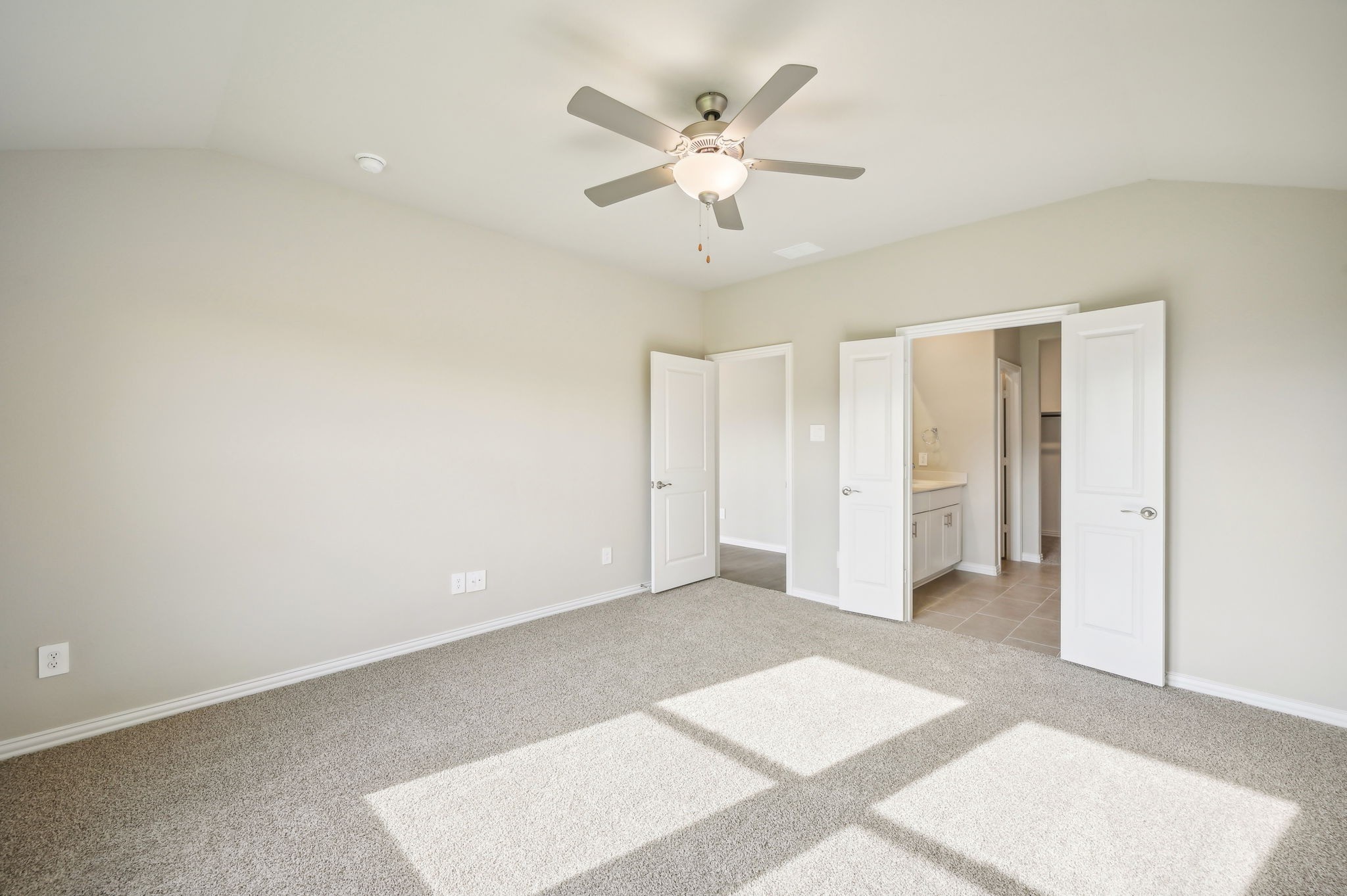 9537 Rattlesnake Trail